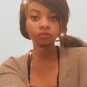 Meet your Posher, Lexis